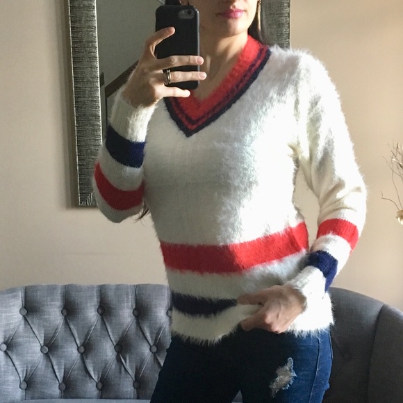 ✨Fuzzy V-Neck Sweater - Picture 3 of 5